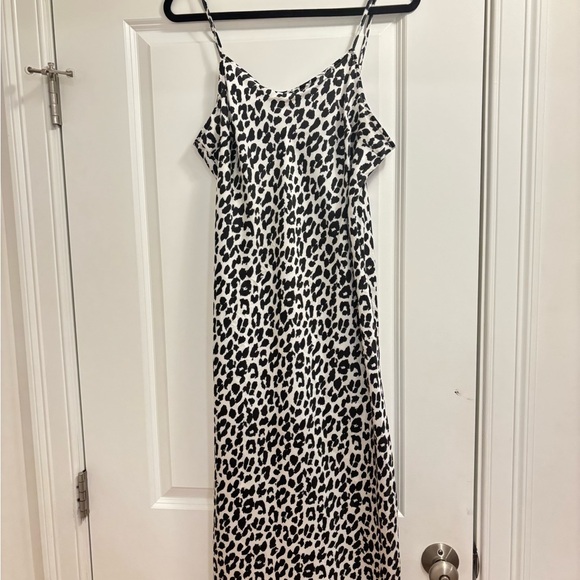 a new day Dresses & Skirts - A New Day Black and White Animal Print Dress